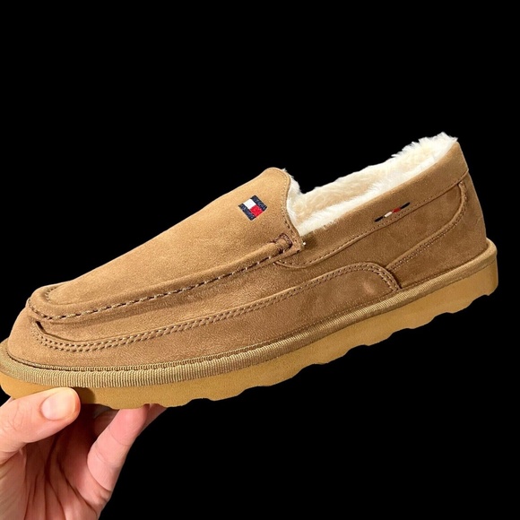 Tommy Hilfiger Mens Cozy Slipper Size 8 Brown Faux Fur Lining Comfortabl Shoe - Picture 1 of 12